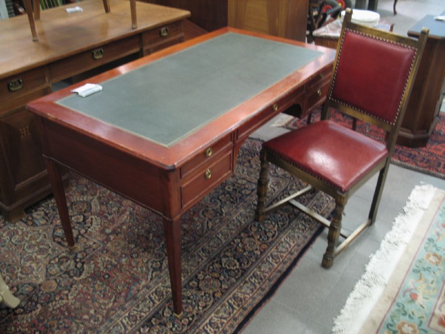Skrivbord + stol, Gustaviansk stil, Mahogny, längd: 135 gustavianskt skrivbord med stol